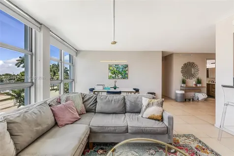 5055 Collins Avenue Miami Beach FL 33140