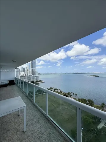 1800 N Bayshore Drive Miami FL 33132