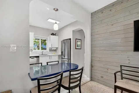 8 Ocean View Boulevard Key Largo FL 33037