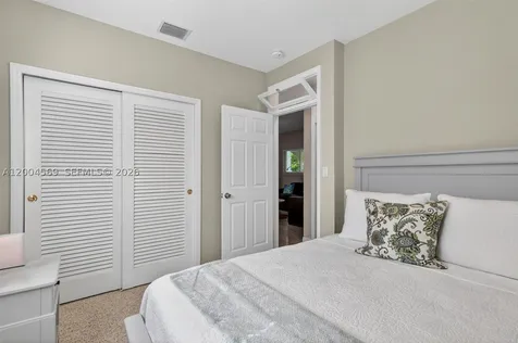 8 Ocean View Boulevard Key Largo FL 33037