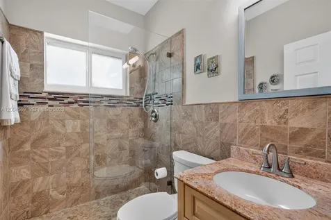 8 Ocean View Boulevard Key Largo FL 33037