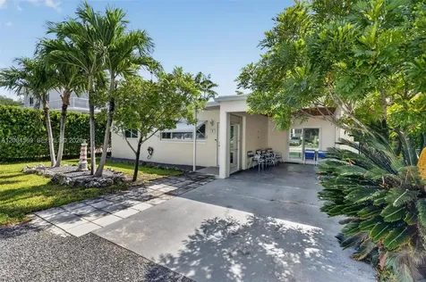 8 Ocean View Boulevard Key Largo FL 33037