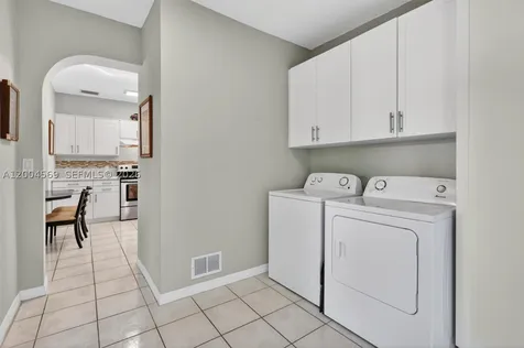 8 Ocean View Boulevard Key Largo FL 33037
