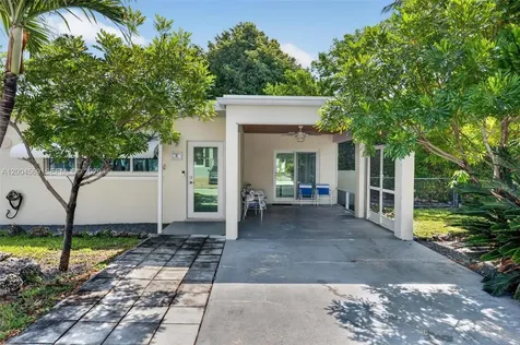 8 Ocean View Boulevard Key Largo FL 33037