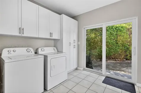 8 Ocean View Boulevard Key Largo FL 33037