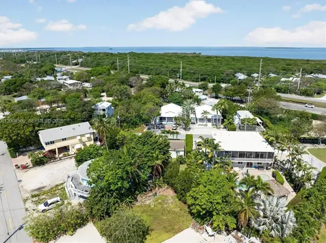 8 Ocean View Boulevard Key Largo FL 33037