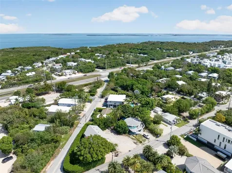 8 Ocean View Boulevard Key Largo FL 33037