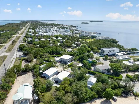 8 Ocean View Boulevard Key Largo FL 33037