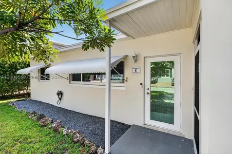 8 Ocean View Boulevard Key Largo FL 33037