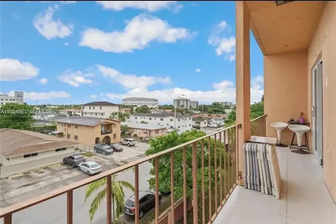 440 E 23rd Street Hialeah FL 33013