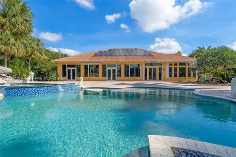 2161 SW 131st Terrace Davie FL 33325