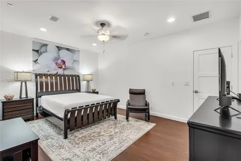 2161 SW 131st Terrace Davie FL 33325