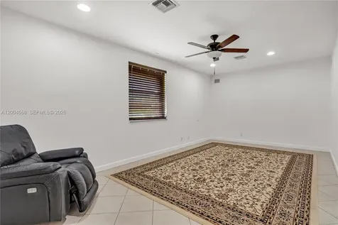 2161 SW 131st Terrace Davie FL 33325