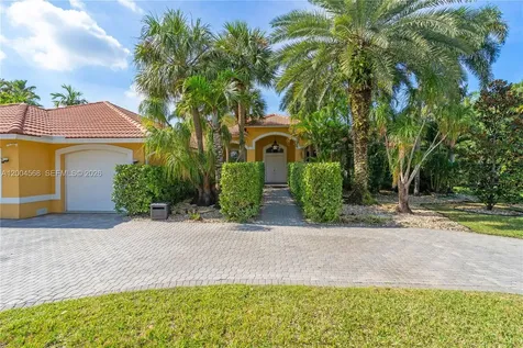 2161 SW 131st Terrace Davie FL 33325