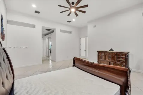 2161 SW 131st Terrace Davie FL 33325