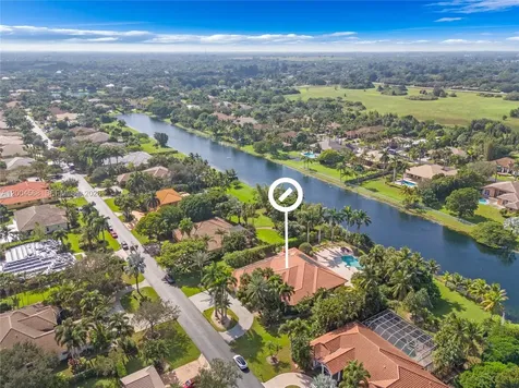2161 SW 131st Terrace Davie FL 33325