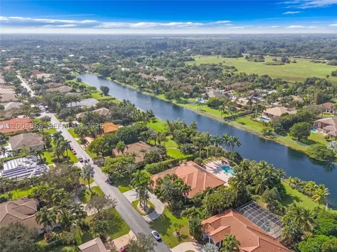 2161 SW 131st Terrace Davie FL 33325