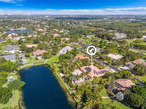 2161 SW 131st Terrace Davie FL 33325