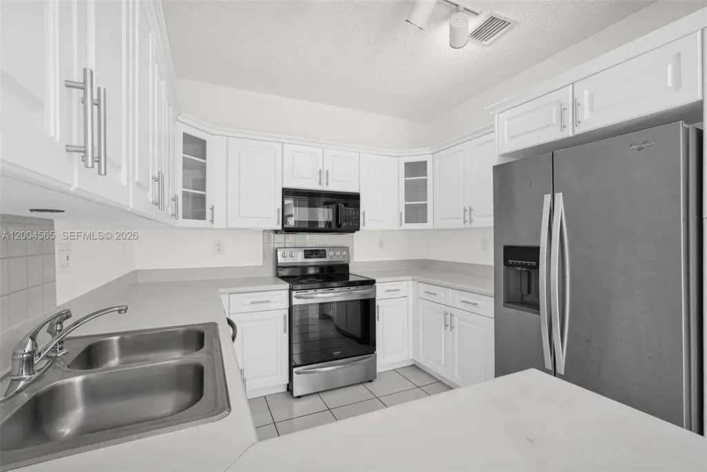 1675 Yellowheart Way Hollywood FL 33019