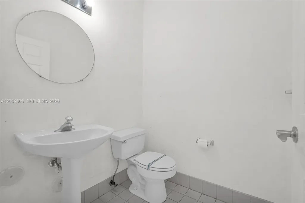 1675 Yellowheart Way Hollywood FL 33019