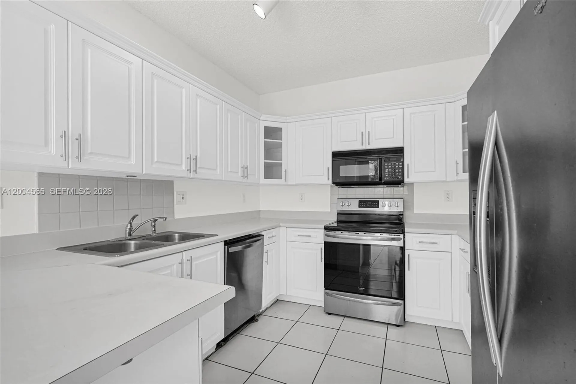 1675 Yellowheart Way Hollywood FL 33019