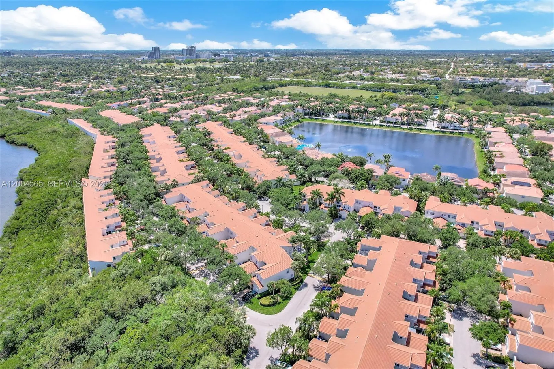 1675 Yellowheart Way Hollywood FL 33019