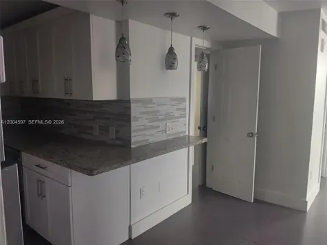 6969 Collins Avenue Miami Beach FL 33141