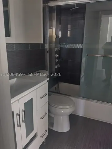 6969 Collins Avenue Miami Beach FL 33141