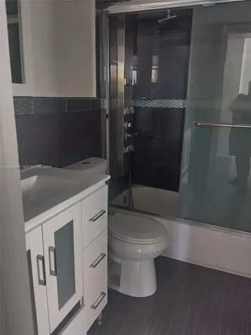 6969 Collins Avenue Miami Beach FL 33141