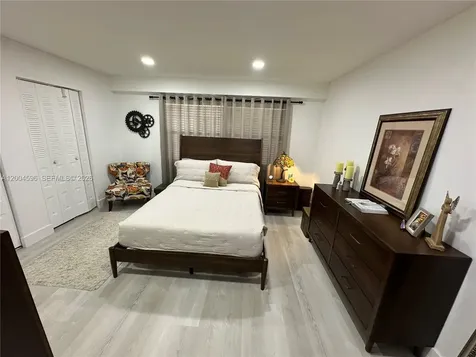 12650 SW 6th Street Pembroke Pines FL 33027