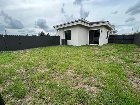 12552 SW 194th Street Miami FL 33177