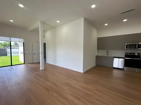 12552 SW 194th Street Miami FL 33177