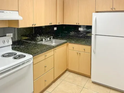 7012 NW 179th Street Hialeah FL 33015
