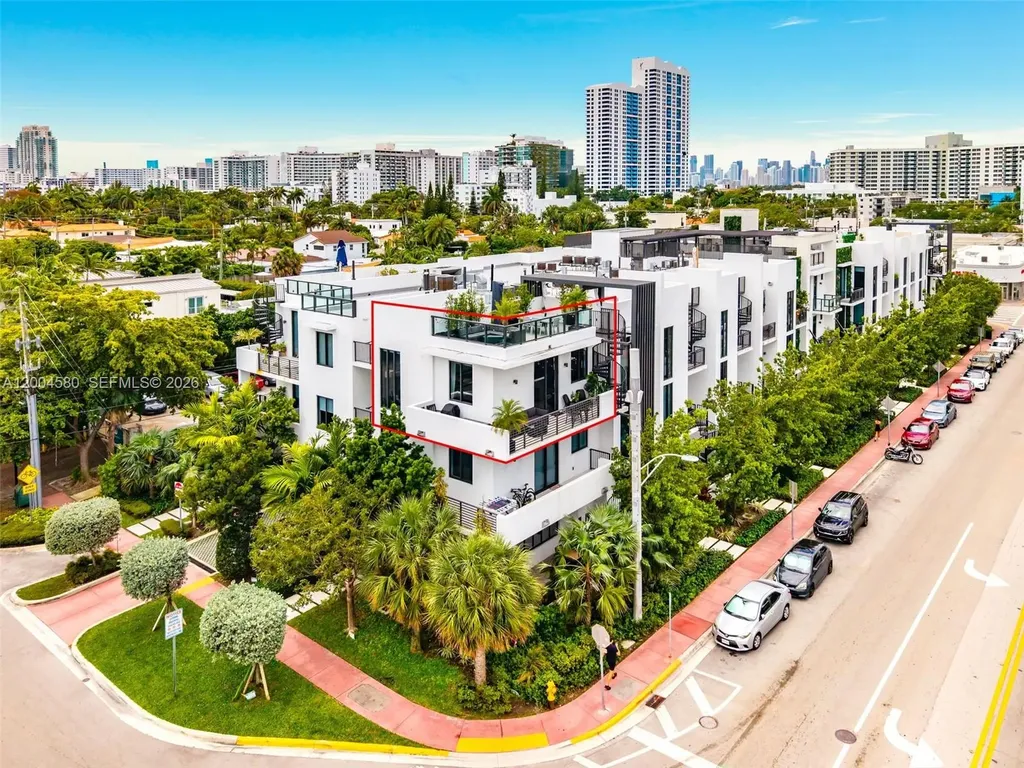 1030 15th Street Miami Beach FL 33139