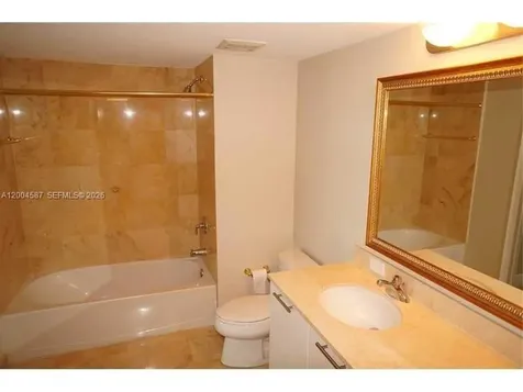 1800 N Bayshore Drive Miami FL 33132