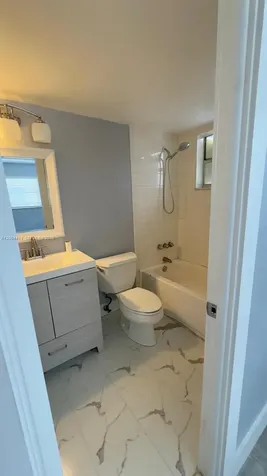 1421 NW 45th Street Deerfield Beach FL 33064