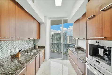 15811 Collins Avenue Sunny Isles Beach FL 33160
