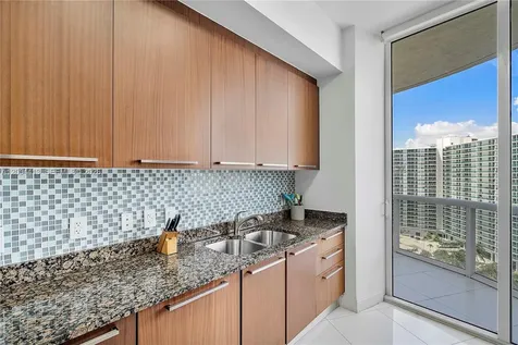 15811 Collins Avenue Sunny Isles Beach FL 33160