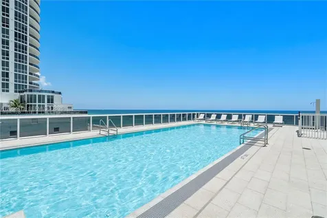 15811 Collins Avenue Sunny Isles Beach FL 33160