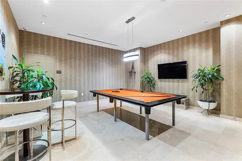 15811 Collins Avenue Sunny Isles Beach FL 33160