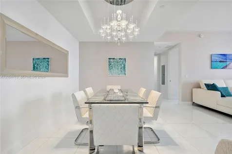 15811 Collins Avenue Sunny Isles Beach FL 33160