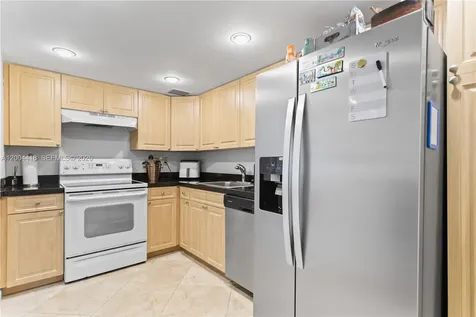 100 Bayview Drive Sunny Isles Beach FL 33160