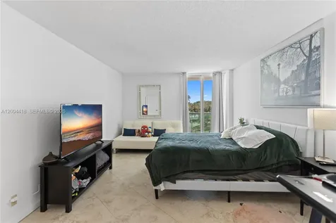 100 Bayview Drive Sunny Isles Beach FL 33160