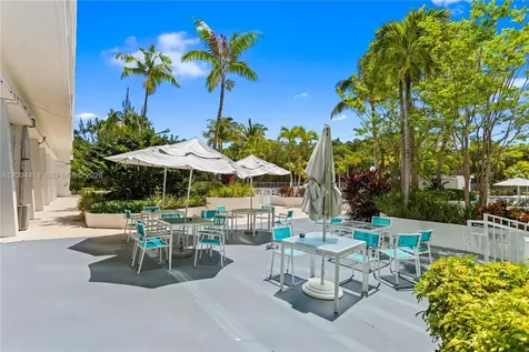 100 Bayview Drive Sunny Isles Beach FL 33160