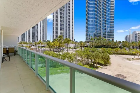 100 Bayview Drive Sunny Isles Beach FL 33160
