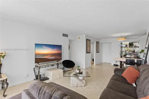 100 Bayview Drive Sunny Isles Beach FL 33160