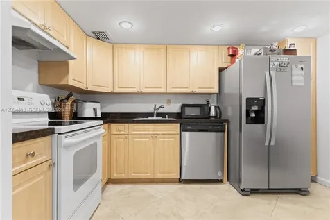 100 Bayview Drive Sunny Isles Beach FL 33160