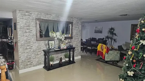 4105 NW 78th Way Coral Springs FL 33065