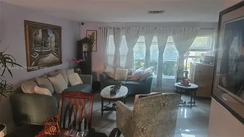 4105 NW 78th Way Coral Springs FL 33065