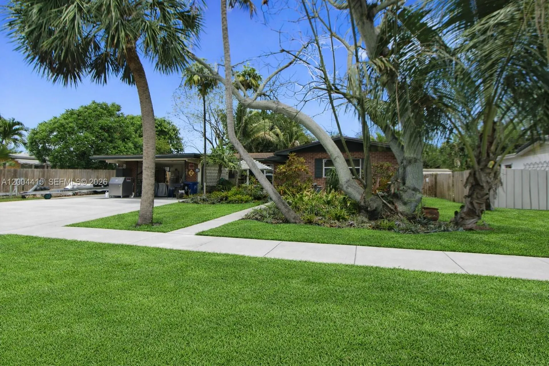 2048 SW 27th Avenue Fort Lauderdale FL 33312